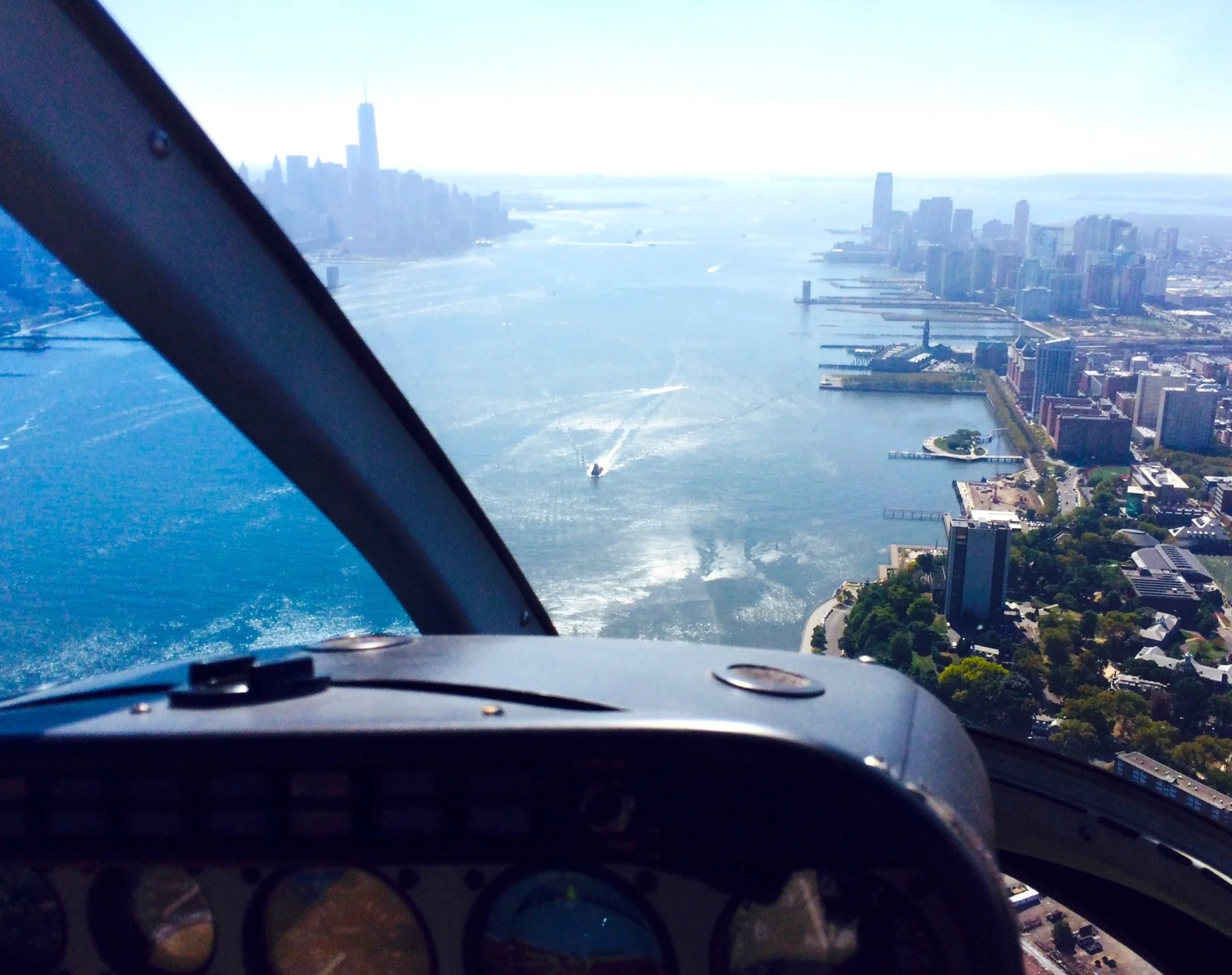 Hudson River and Manhattan viewed through the helicopter cockpit